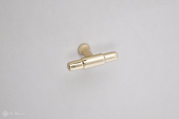 Torus мебельная ручка-кнопка латунь полированная